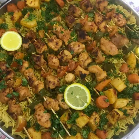 شيش طاووق مع الرز