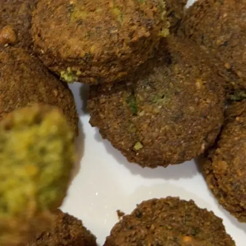 فلافل منزلي لذييذ نوفره حسب الطلب