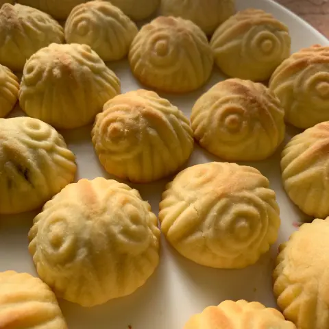 لذيذ وهش