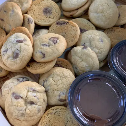 ميني كوكيز معا صوص شوكلاته