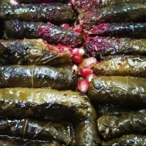 ورق عنب بدبس الرمان