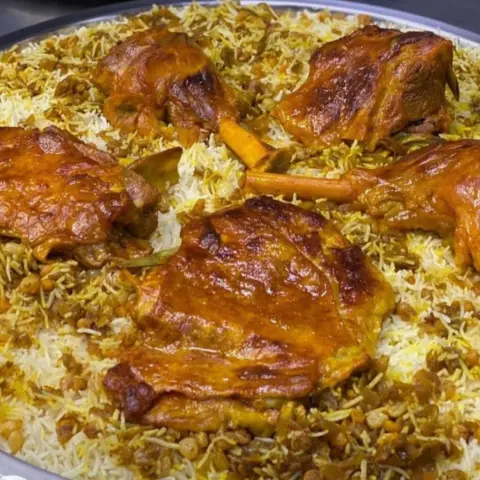 مندي لحم. ومندي دجاج وطبخ ذبائح