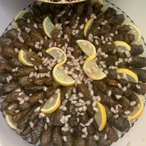 ورق عنب بدبس الرمان
