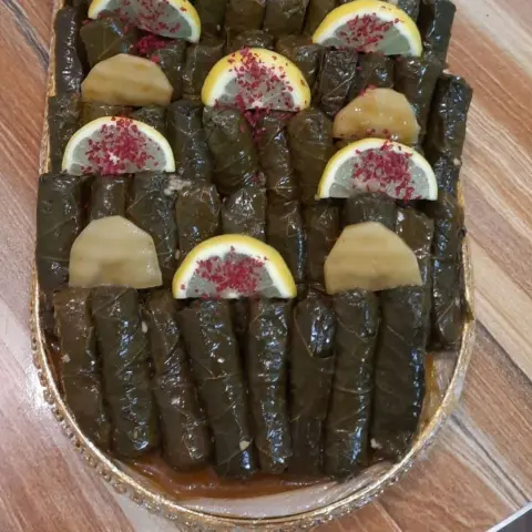 محشي ورق عنب 50 حبه ب ريال 75