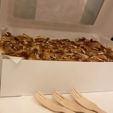 سينابون بوكس ٢٤ حبه مني او ١٢ حبه كبيره