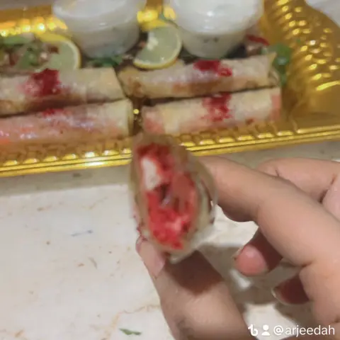 شوفو شكلها من حوه يمكن مو واضحه كثير جربوها ماحتندمو