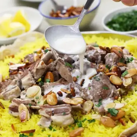 منسف اردني علئ أصوله