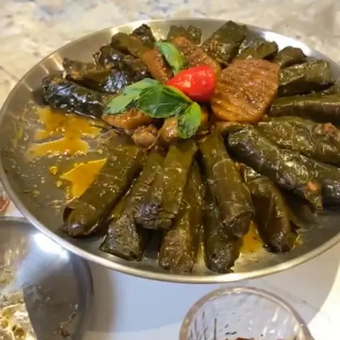 تصوير الزبونه
