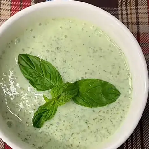 سلطه النعناع الخضراء