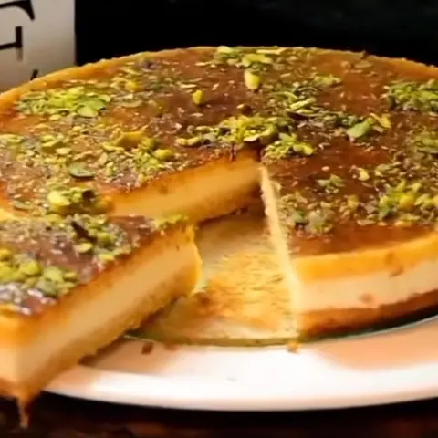 بسبوسه محشي بقشطة