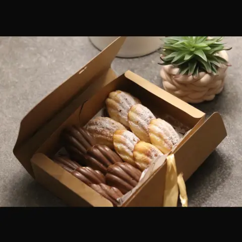 بوكس مادلين 12 قطعة مشكل