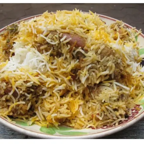 برياني لحم او دجاج الطلب قبله بيوم