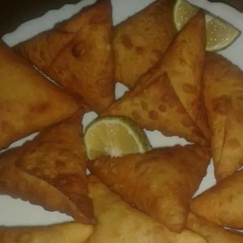 سمبوسه دجاج خضار جبنا