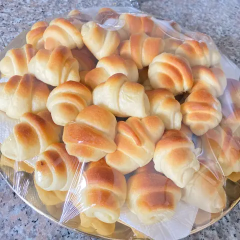 فطاير جبن طرية وقطنيه