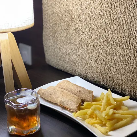 ساندوتش ربيان بخبز الشعير