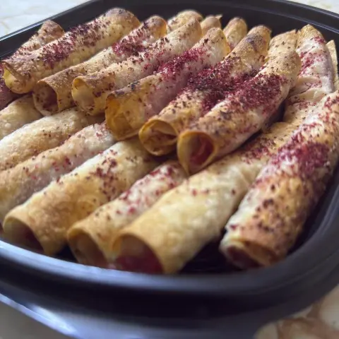 مسخن رول دجاج اقل طلب ٢٠ حبة
