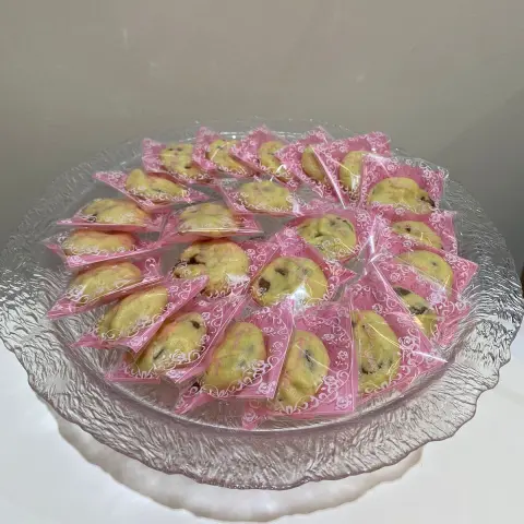 كوكيز بكل انواعه(كلاسيك؛ردفلفت؛اوريو؛ سينابون كوكيز؛كوكيز التوت) الحشوه شوكلت بلجيكي