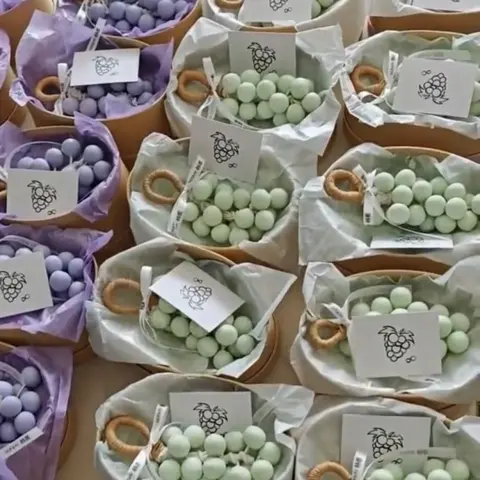 اشكال وأنواع مختلفة من الصابون برائحة مختلفة صنح يدوي