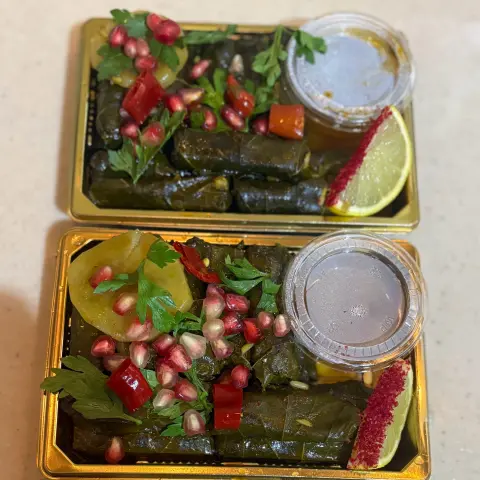 . 🌶️ سبايسي على الحار، حامض على اللذيذ.. الطعم المثالي لعشاق التميز