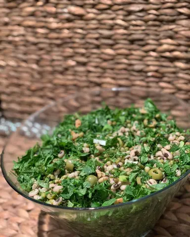 •Salad• #salad #saladrecipe #salads #سلطة #سلطات_لذيذه #سلطات_لذيذه #الرياض #السعوديه #اكلات_سهله #اكل #زواجات #زواج #مناسبه #مناسبات #تقديم #تقديماتكم