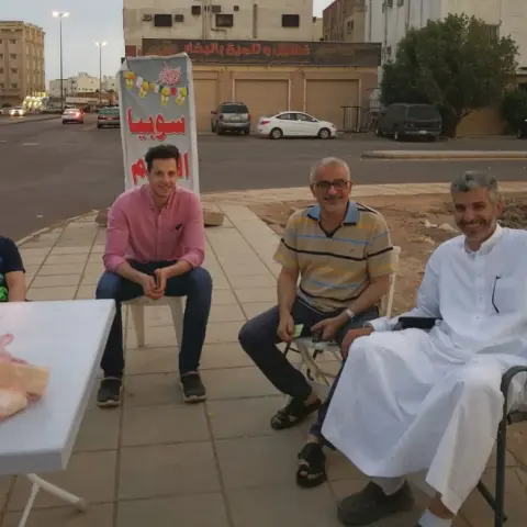 شرفنا مساعد مدير الخطوط المصرية الأستاذ احمد عبدالمنعم ❤️ زورونا في موقعنا على شارع الامير محمد بن عبدالعزيز بعد بلدية أحد أو افتح خرائط قوقل واكتب سوبيا الغلام وتعال جربها #سوبيا #سوبيه #سوبيا_دايت #دايت #رجيم #ستيفيانا #سكر_ستيڤيانا #رمضان_كريم #سوبيا_الغلام #سوبيا_بيضا #سوبيا_المدينة #التاجوري #المدينة_المنورة_الآن #سوبيا_رمضان #المدينة_المنورة #سوبيا_الغربية #رمضان_2019 #رمضان_المدينه #سوبيتنا_غير_في_شهر_الخير