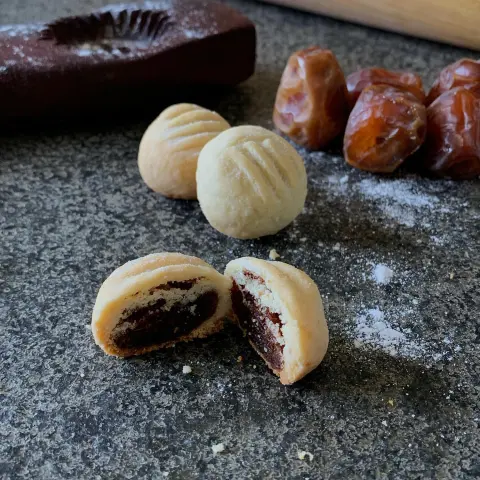 كريمين بالتمر