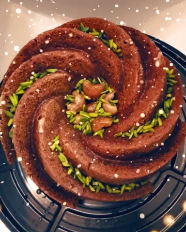 صحة وهناء على زبونتنا الغالية ♥️ . . . . . . . . . . . . . #6oorah_cake #cake #dates_cake #كيكة_طورة #كيكة #كيك #كيكة_تمر #رمضان #رمضان_يجمعنا #حلى #حلويات