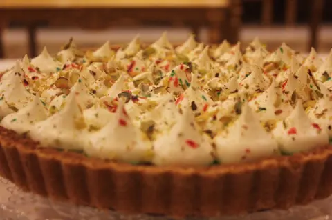 Pistachio tart ❤️ #tart #pistachio #تارت_الفستق #فستق #تارت #تشيزكيك