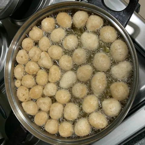 بسبوسة موزونة تصوير احدى العميلات