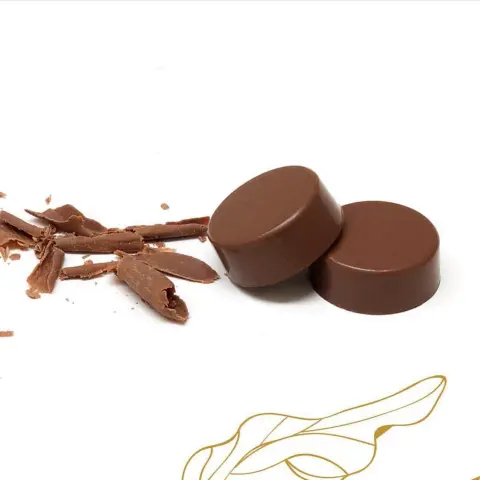 #chocolatte #chocolab #sweet #chocolateheaven #chocolade #chocolofver #chocolovers شوكلاته #شوكلت #شوكولاته #شوكولا #تقديمات #مناسبات #تجهيز #زواجات #حفلات #حلويات #حشوات #صياني #صواني #مواليد #خطوبه#توصيل #حلى #حلا #قهوه #قهوة #سويت #توت#عيد#بيري