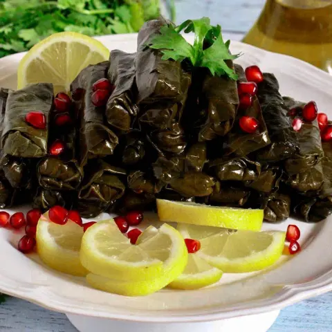 مذاكرتكم يبيلها عنب وورق #عنب_وورق
