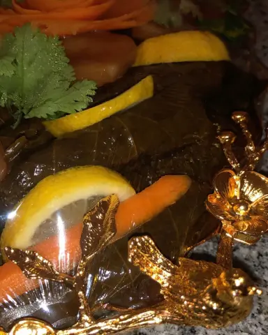 ☘️ورق عنب ام ناصر بأجود المكونات يطبخ يومياً طازجوع حسب الطلب بدبس الرمان وصوص السبايسي . . . . يمكنكم الطلب قبله بيوم ⏱☎️ واتس فقط: ‏snap: vip-7001 ‏twitter: daanh202 الرياض -الدرعيه -العيينه #ورق_عنب #ورق_عنب_سبايسي_بدبس_الرمان #ورق_عنب_العيينه #ورق_عنب_الكليه #ورق_عنب_الجبيله #ورق_عنب_شمال_الرياض #مندوب #مناديب #سبايسي #العيينه_الجبيله #توصيل #مناسبات #إجتماعات #ناطع #صواني #طلعه م#ليمون #بهارات #الدرعيه #اسر منتجه