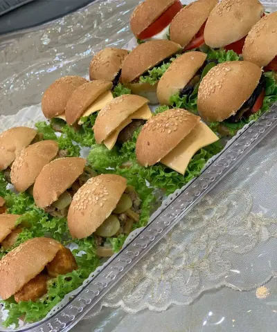 ميني ساندويش مشكل