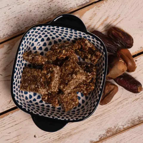 جرانولا بالتمر والهيل جرانولا بالزعفران جرانولا باللافندر بافضل انواع المكسرات والفواكه المجففة #granola #جرانولا
