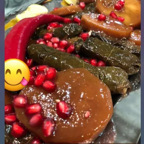 من الطف زبايني دعواتكم لها بالشفاء