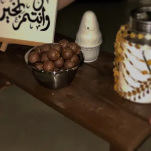 _ جوز الهند المحمص محشي سولتيد كارميل