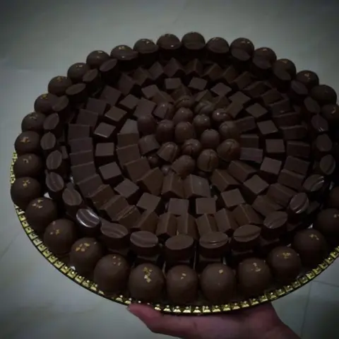 _ من طلب زبونه