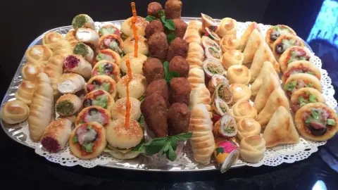 تشكيله على طلب الزبونه ❤️وسط100 بدون افخاذ وباضافه افخاذ ١٢٠ و كبير 160 بدون افخاذ وبافخاذ ١٨٠ ❤️❤️