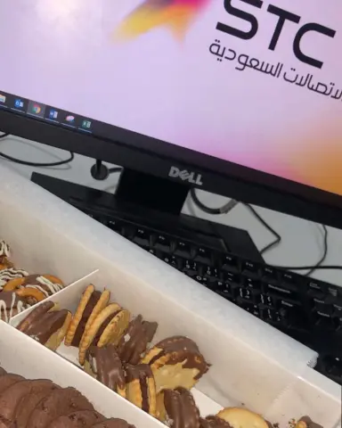 . . مخبوزة طازجة من الفرن . . شكراً لاختياركم هابينس فاكتوري . شكراً عملاء #STC ❤️ . . . #كوكيز_محشي #بوكس_السعاده #كوكيز_طري #اسر_منتجه #مشروع #مشروعي #الناس_الرايئه #الرياض #حلا #حلى #حلويات #رمضان #شعبان #طلاب #طالبات #الرياض