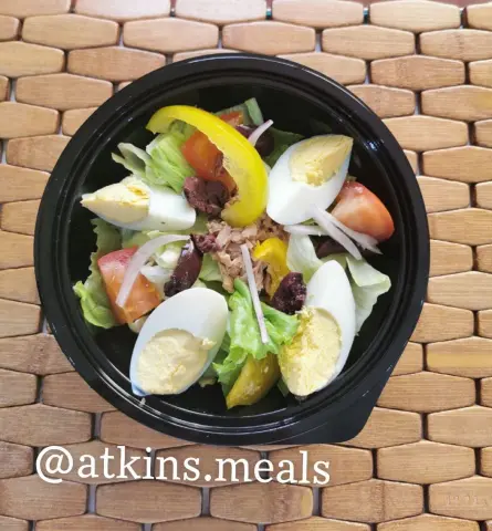 Nicoise salad from the french cuisine ‎#وجبات #صحي #اتكنز #اتكنز_دايت #جدة #اشتراكات_شهريه #jeddah #healthy #atkinsdiet #atkins ‎للاشتراك التواصل على الدايركت مسج For subscription please contact us via direct message