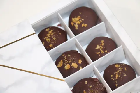 ‏L'avoine ‏Almond-flavored biscuits لاڤوان،، بسكوت غني بنكهة اللوز☕️