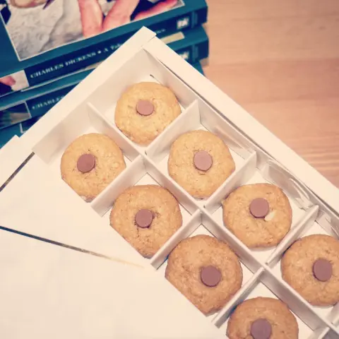 Box Mini Cookies 25 pieces بوكس ميني كوكيز ٢٥قطعه