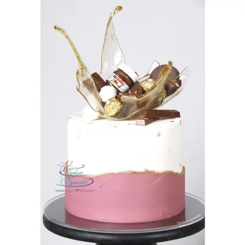 . . نستقبل طلباتكم عبر الواتس اب : ‏Make your LOVE eaten . ‏.#sweetmagazine . ‏ #sweets #sakoonsweets #saihat #dammam #qatif #jubail #khobar #saudi i #حلويات # حلى # كوكيز # بسكوت #كيك #الناس_الرايئة #الناس_الرايقة #لذيذ #كيكة #cake #satinice #gumpaste #sweet #cookies #yummy #sugar #FF . .snapchat " sakoonsweets".