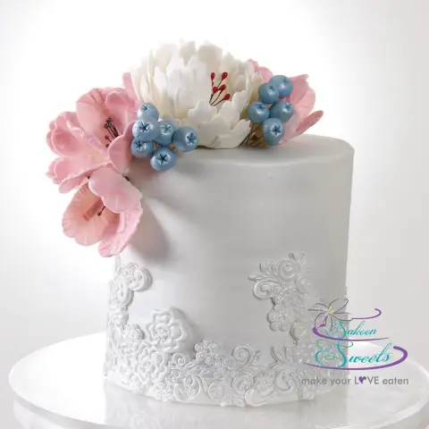 . . نستقبل طلباتكم عبر الواتس اب : ‏Make your LOVE eaten . ‏.#sweetmagazine . ‏ #sweets #sakoonsweets #saihat #dammam #qatif #jubail #khobar #saudi i #حلويات # حلى # كوكيز # بسكوت #كيك #الناس_الرايئة #الناس_الرايقة #لذيذ #كيكة #cake #satinice #gumpaste #sweet #cookies #yummy #sugar #FF . .snapchat " sakoonsweets".