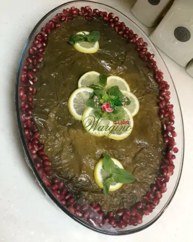 فوق هام السحب وان كنت ثرى فوق عالي الشهب يا أغلى ثرى