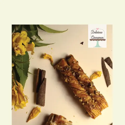 خلقها من الزين وفوق زينها سينابونية ..