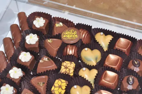 بوكس العيد المميز من ديلشيز ديزرت