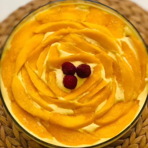 كل عام وانتم بخير ❤️ نستقبل طلباتكم للحلويات الصيفيه طوال ايام العيد ، لطلب والاستفسار التواصل دايركت مسج