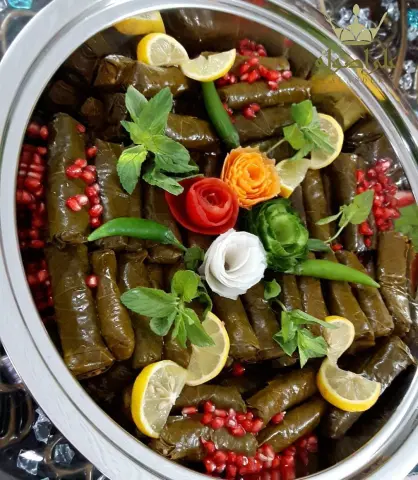 ورق عنبنا المميز #صواني #اكل #اكلات #اكلات_شعبيه #اكل_صحي #اطباق_رئيسيه #اطباق_لذيذه #وجبات #مقبلات #اسر_منتجة #اسر_منتجه_الرياض #اسر_منتجه #الرياض #ورق_عنب #طعم #طعم_لايقاوم #طعم_ولا_الذ #طعم_السعادة #ببسي #لذيذ #لذييييييييييييييذ