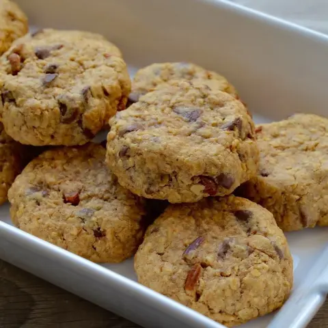 Oats cookies,, with chocolate chip,, Pecans,,,